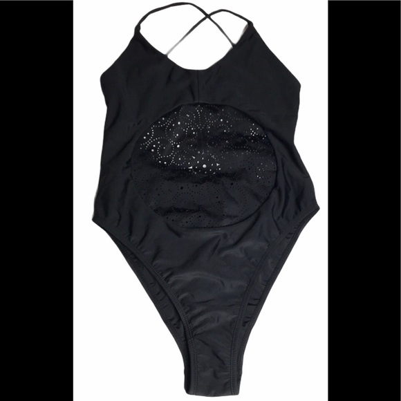 BOOHOO Laser Cut Cross Back Swimsuit Black 6 - Picture 1 of 7